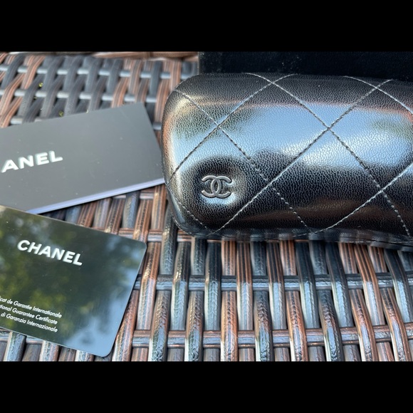 Authentic CHANEL SUNGLASSES - Picture 5 of 11
